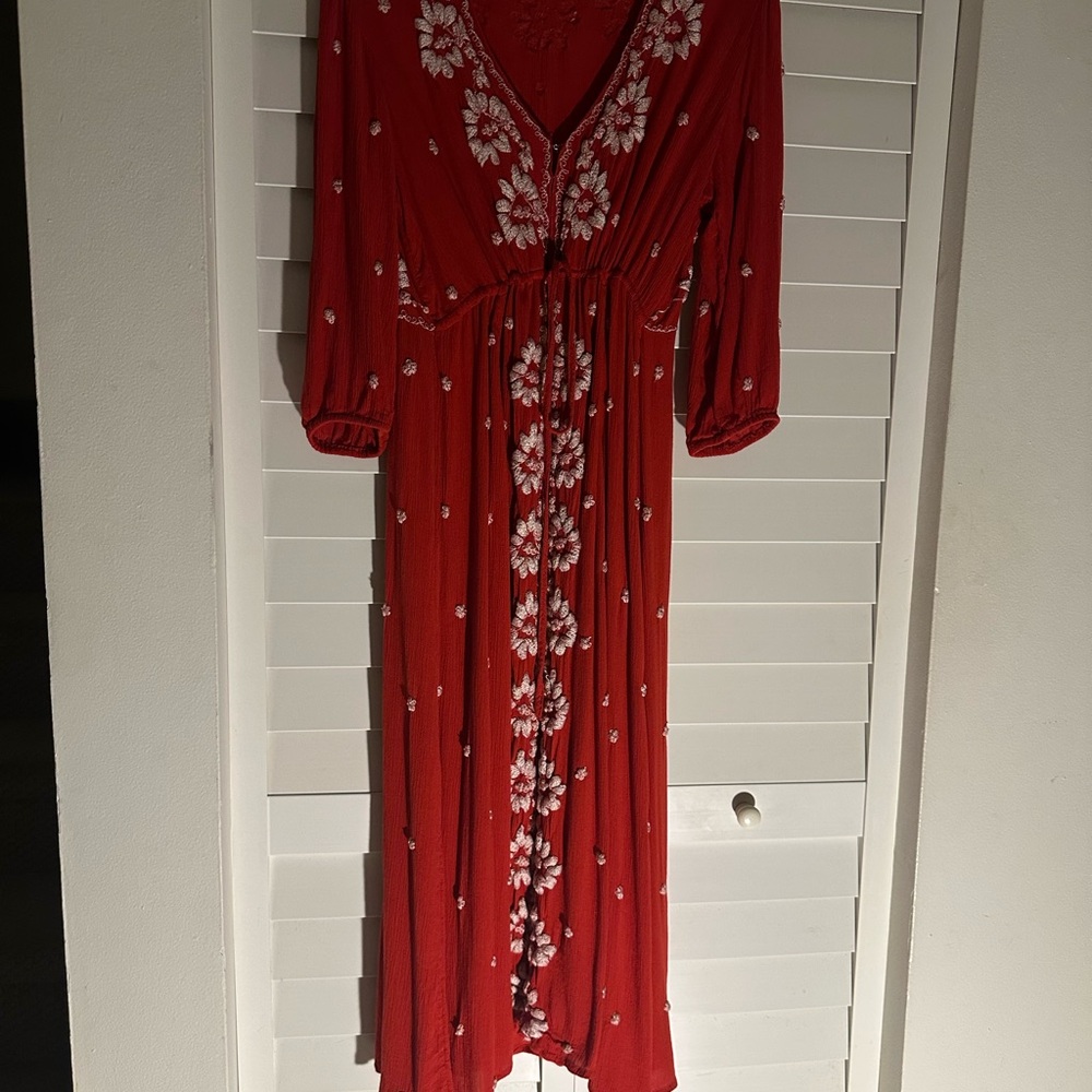 Elegant Red Floral Maxi Dress
